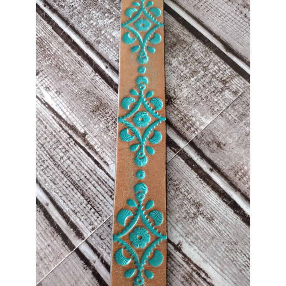 Justin Brown w/Teal Accent Tooled Leather Belt Silver-Tone Heart Buckle Women 24